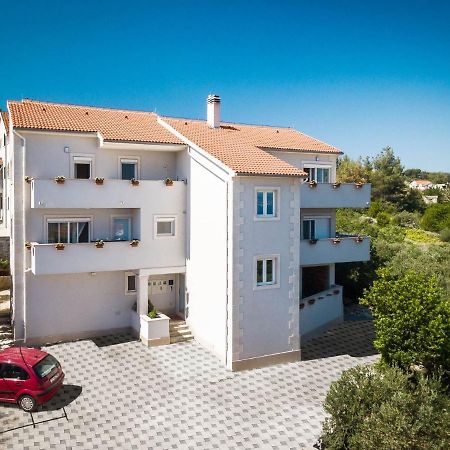 Apartment Lana St Supetar Eksteriør billede
